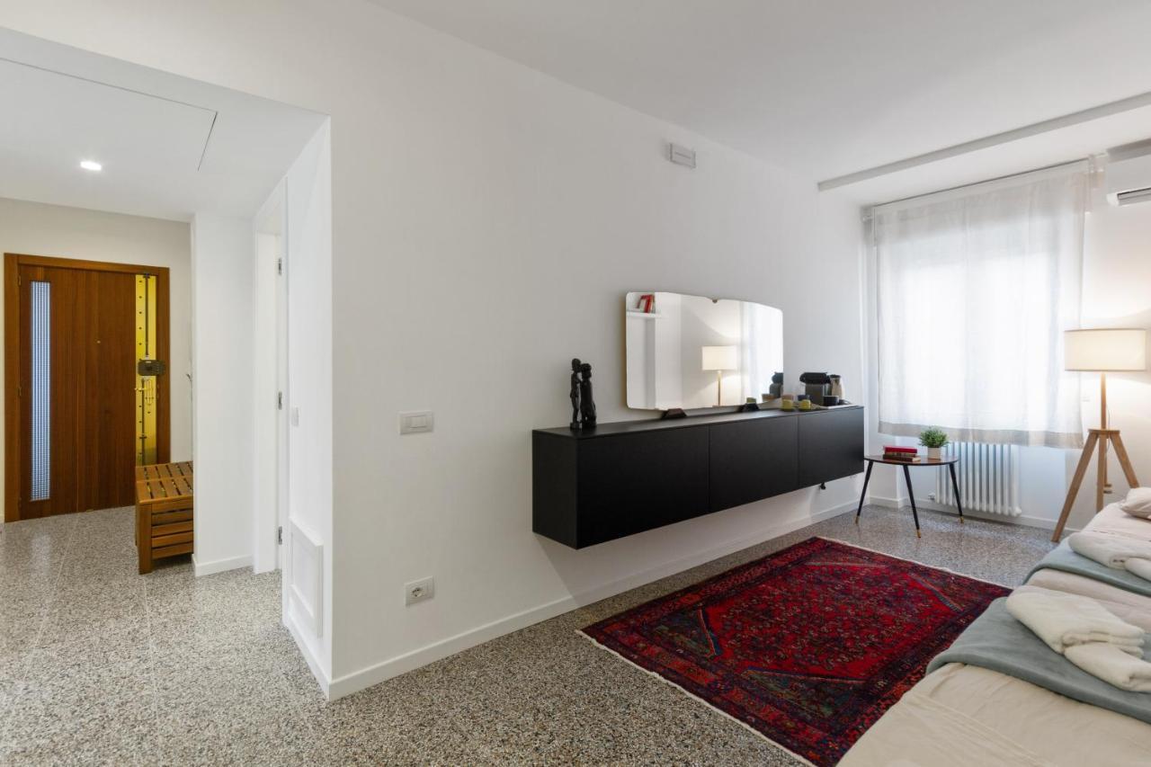 Inner City Apartments Lecce Buitenkant foto